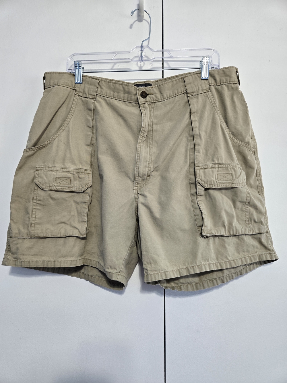 Woolrich Khaki Cargo Shorts Men's Size 38 Outdoor Hiking Utility‎